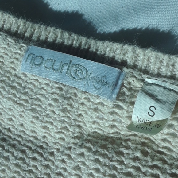 Rip Curl bikini cover up - Picture 2 of 2